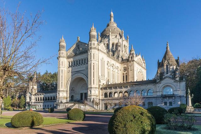 Basilica of Sainte-Thérèse